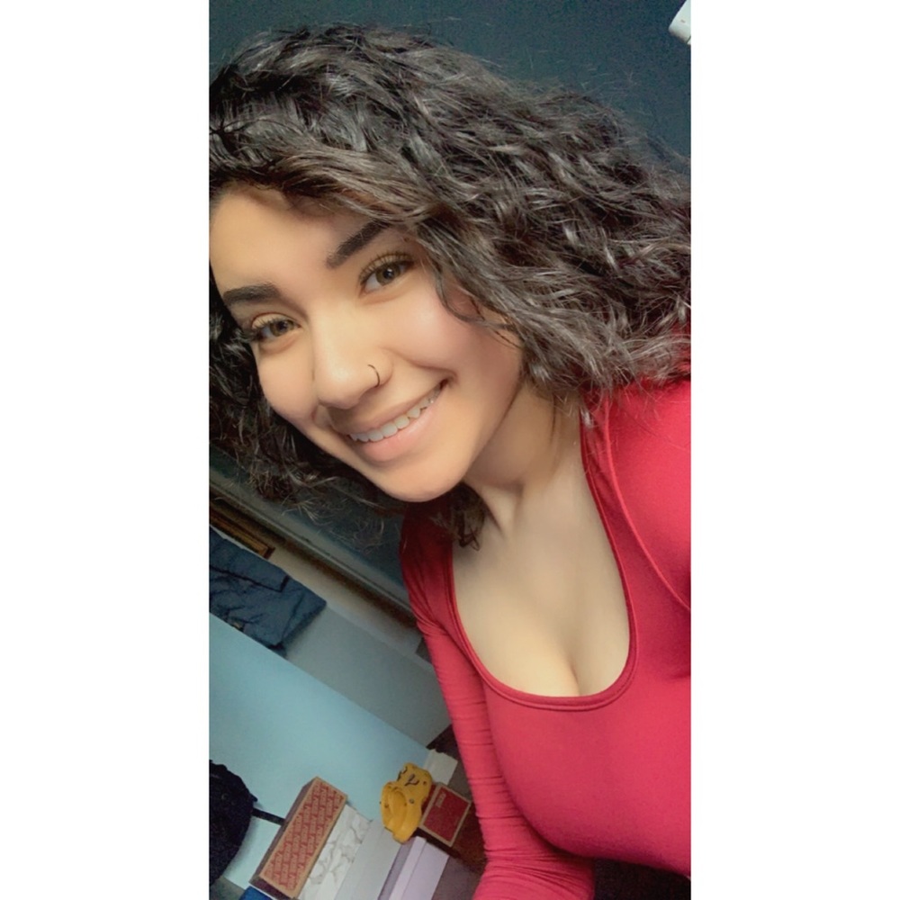 Meet your Posher, Marisol